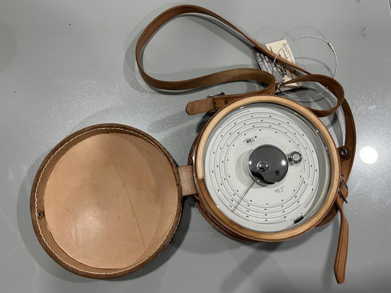 ./imagenes/INVOICE/2019/17410/MEDIDOR DE ALTITUD AMERICAN PAULIN SYSTEM M1-6 (4).JPG